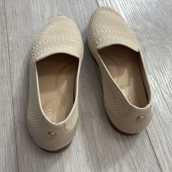 Cole Haan Modern Classic Knit Loafers Beige size 5 B - Picture 6 of 12